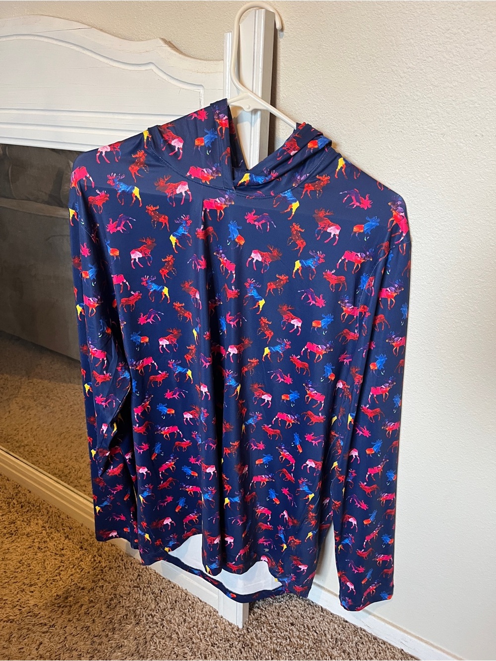 Men's Navy Hooded Pullover with Colorful elk Motif. 1764 brand new golf hoodie